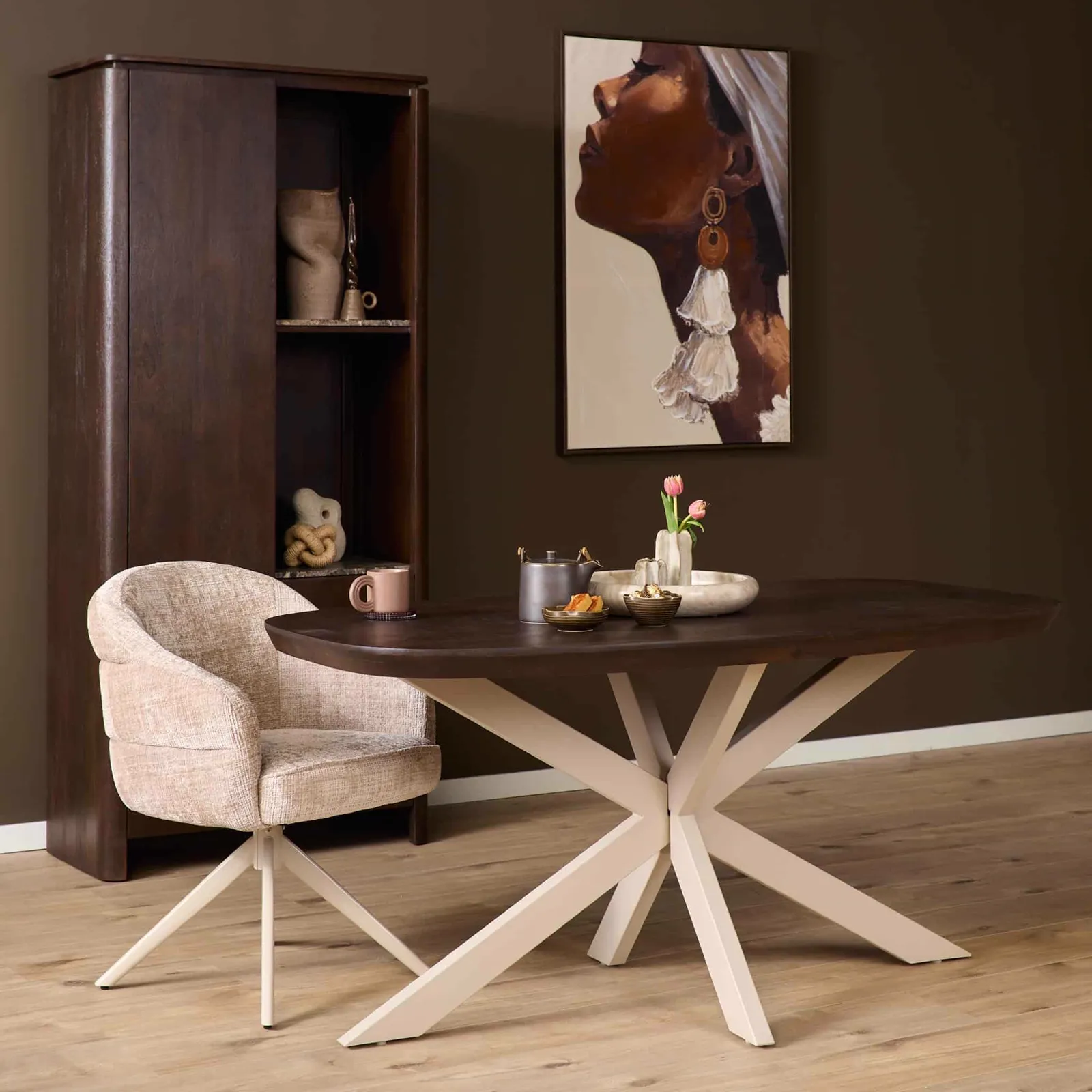 Deens ovale eettafel Madison Bruin Poot Zand Mangohout 160 cm - Starfurn