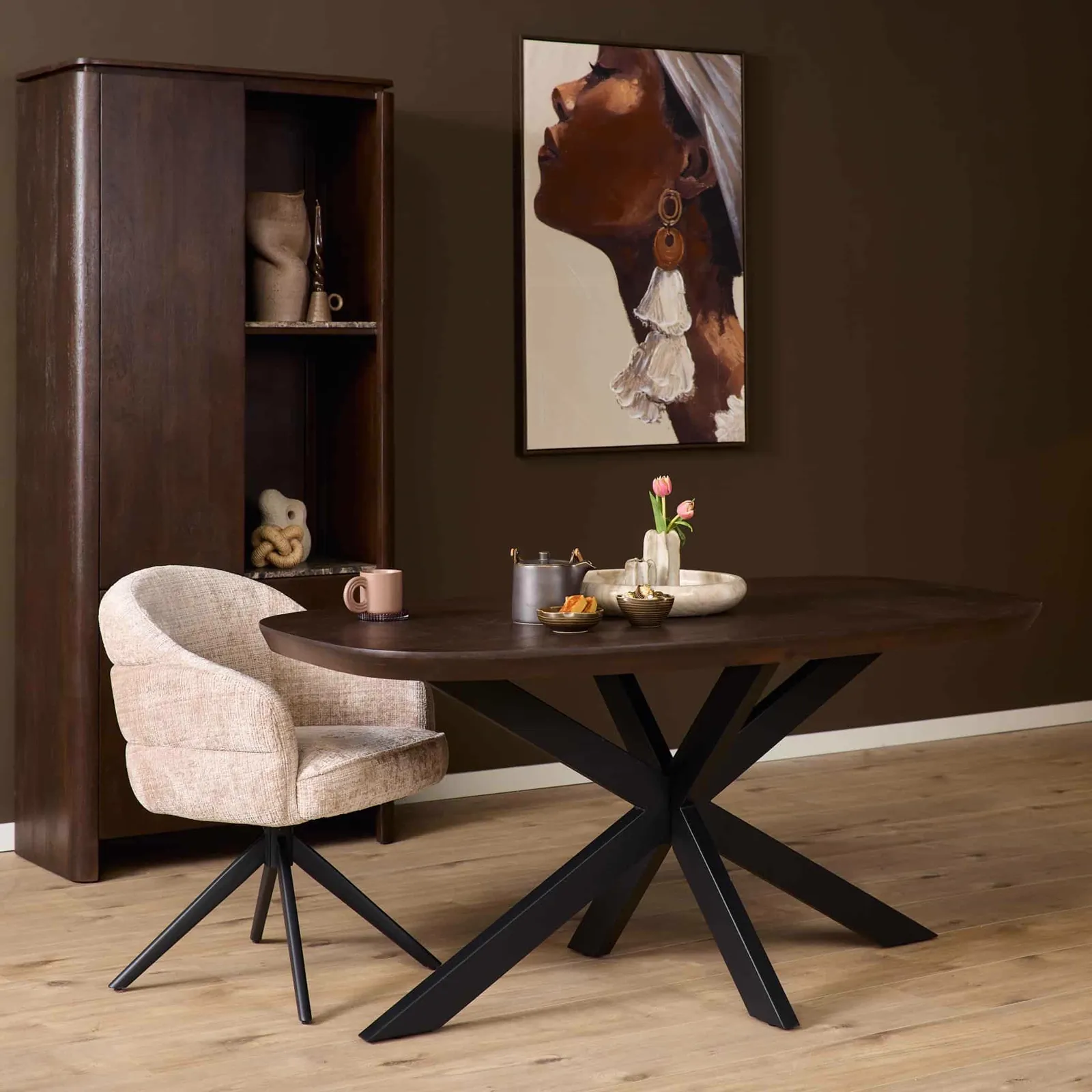Deens ovale eettafel Madison Bruin Poot Zwart Mangohout 160 cm - Starfurn
