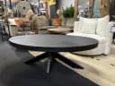 Salontafel mangohout ovaal zwart, van Mokana Furniture, detailfoto 1