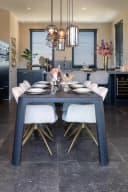 Eetkamerstoel Aline FR white chenille swivel fire retardant - Richmond Interiors