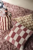 Kussen Twist 45x45 cm - burgundy - By-Boo