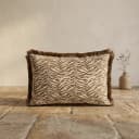 Kussen Tigra 40x60 cm - bruin - By-Boo