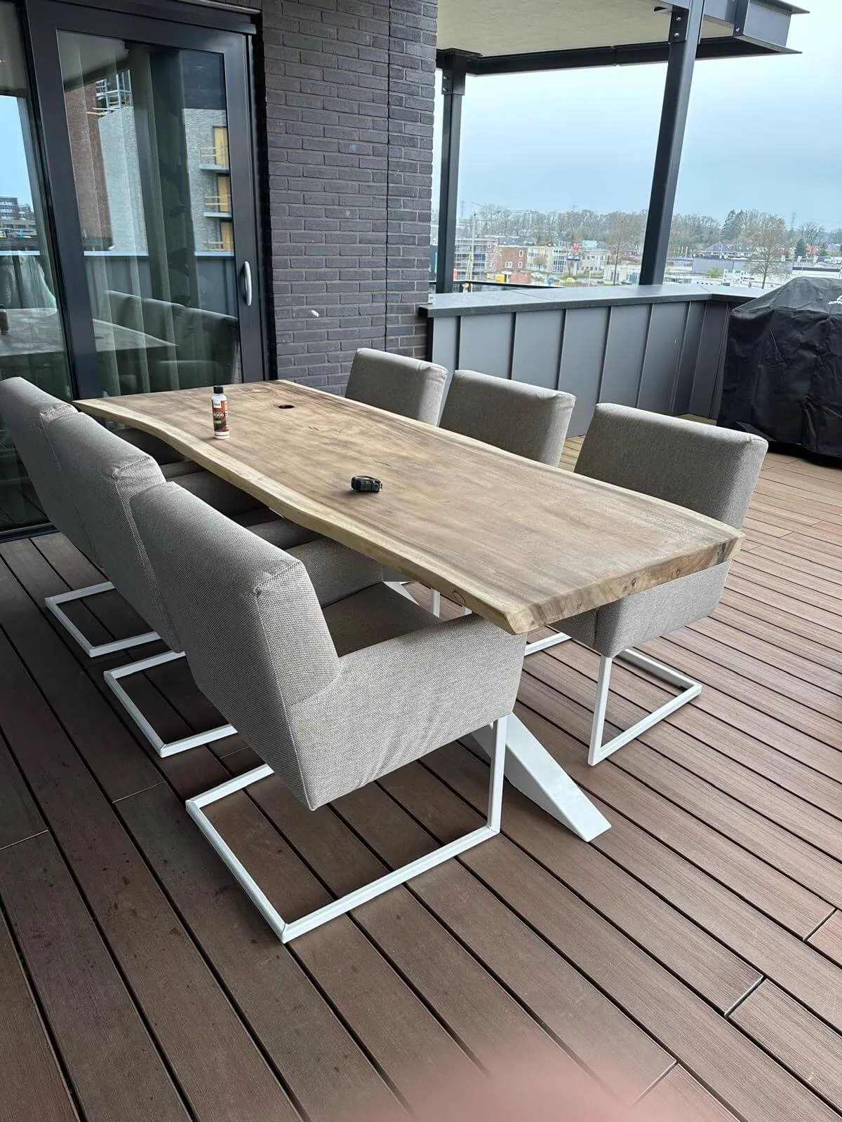 Sfeerfoto van een klantinterieur ingericht met meubels van Mokana Meubelen
