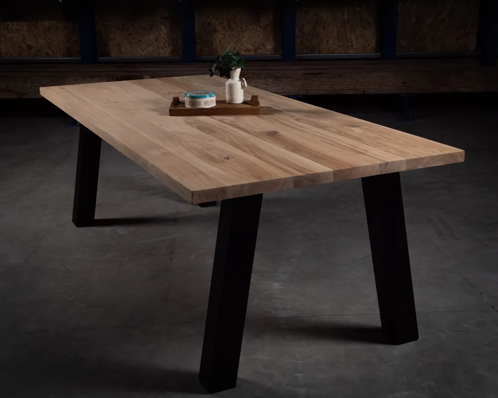 Rechthoekige eiken eettafel van Robuust Hout
