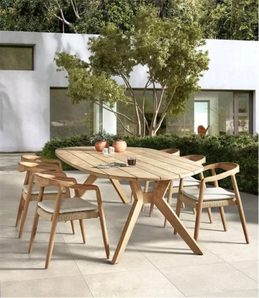 Castor Outdoor