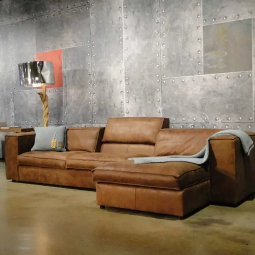 Bank Sassari met longchair in africa leder tabac